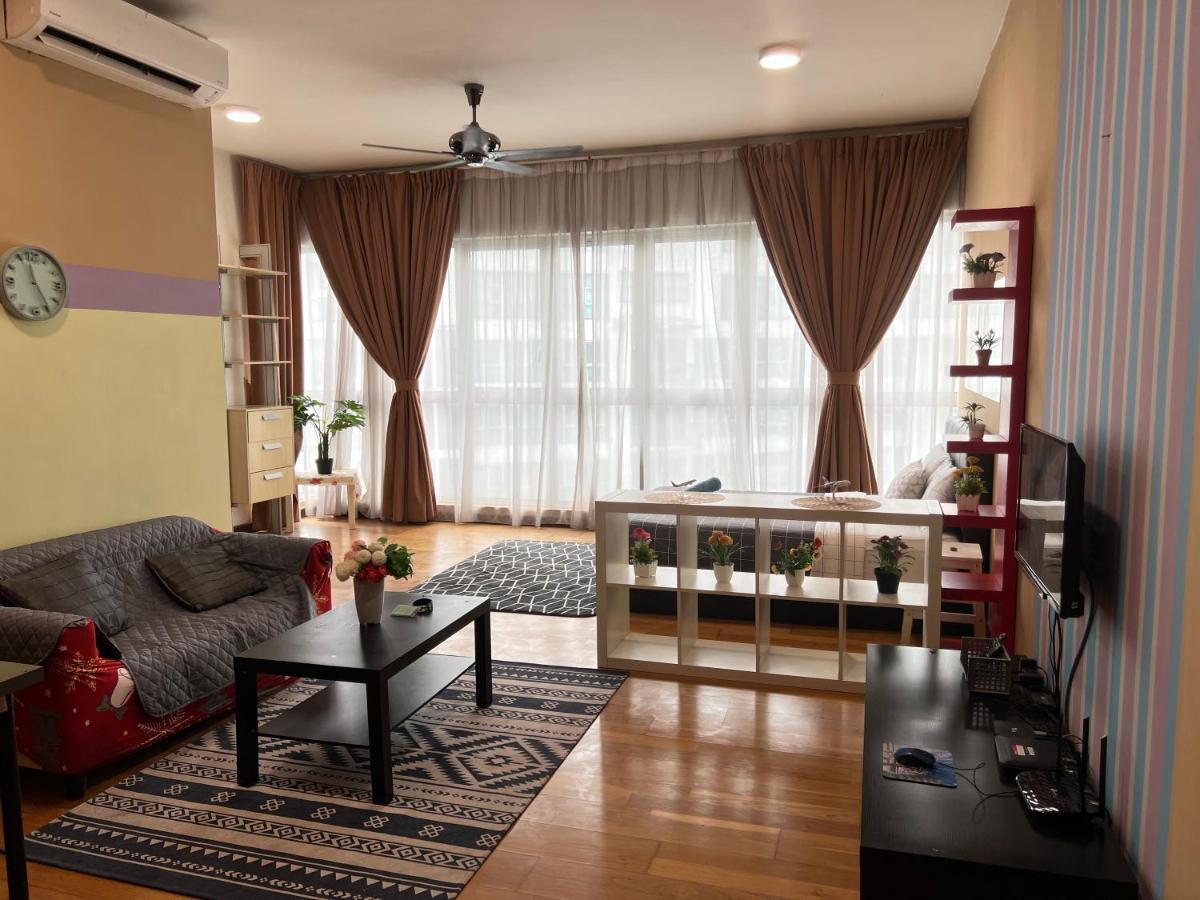 Luxury Regalia Suites By Adnan Kuala Lumpur Eksteriør billede