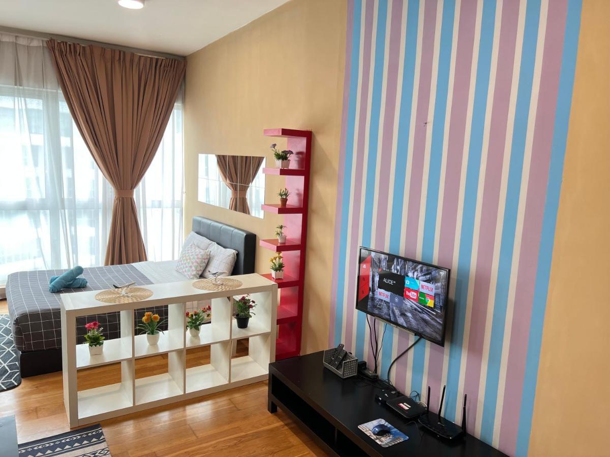Luxury Regalia Suites By Adnan Kuala Lumpur Eksteriør billede