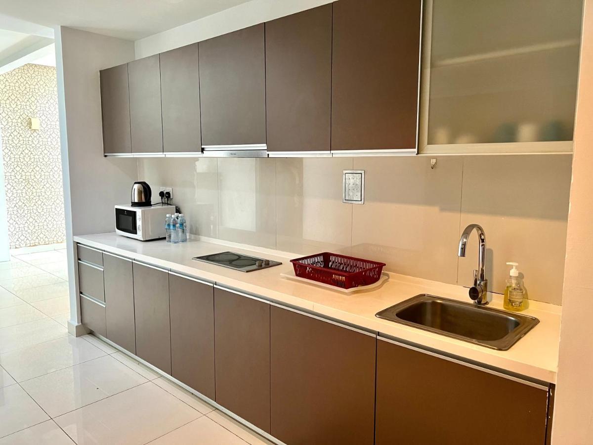 Luxury Regalia Suites By Adnan Kuala Lumpur Eksteriør billede