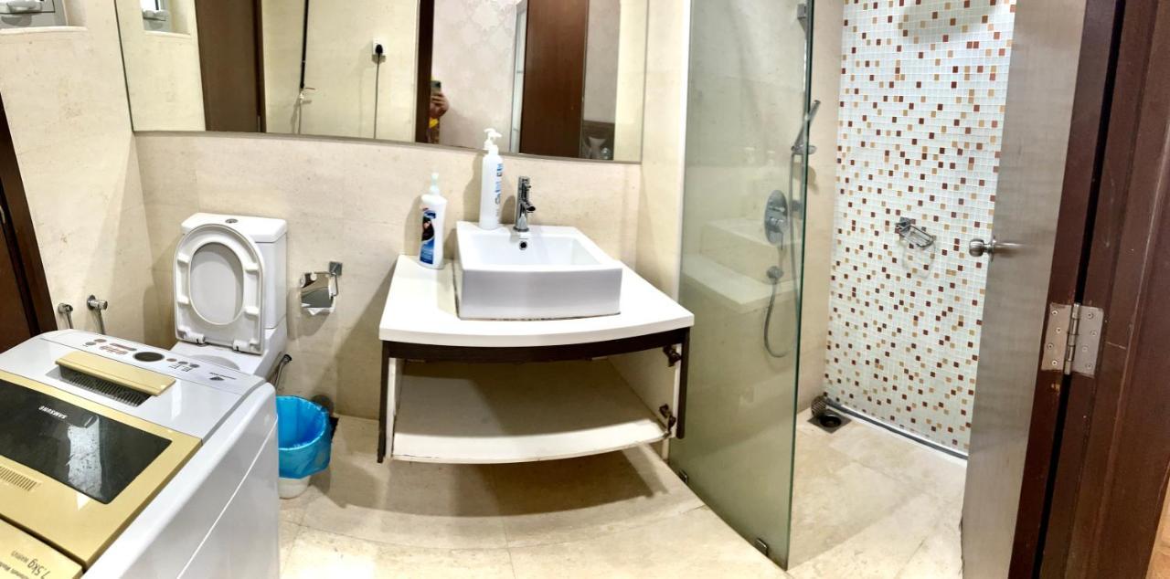 Luxury Regalia Suites By Adnan Kuala Lumpur Eksteriør billede